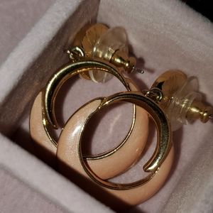 Vintage Trifari golden light pink shimmery dangling hoop earrings